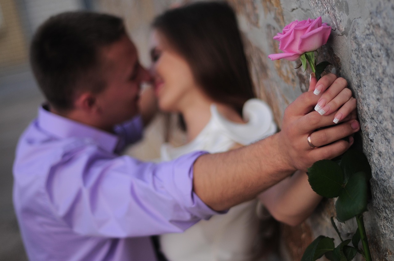 love-3258928_1280.jpg