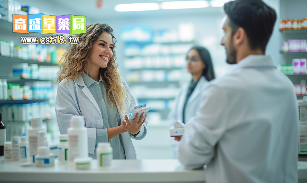 藥師指導男性正確使用延時軟膏改善早洩問題.jpg